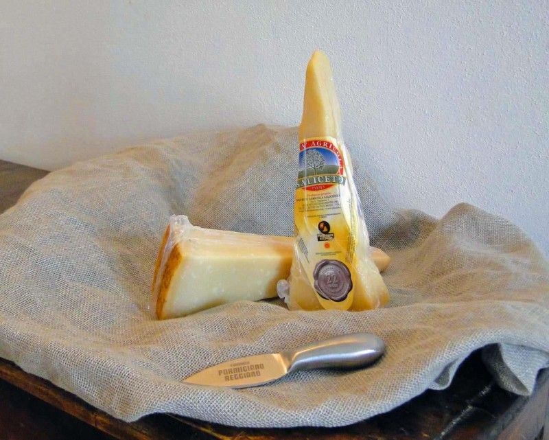 Parmigiano Reggiano 24 Mesi Parmigiano Reggiano 24 Mesi
