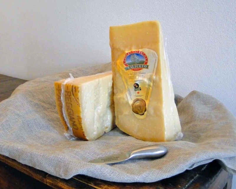Parmigiano Reggiano 30 Mesi Parmigiano Reggiano 30 Mesi